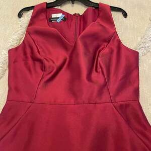 ALFRED SUNG D778 V-NECK SATIN TWILL A-LINE BURGUNDY DRESS GOWN